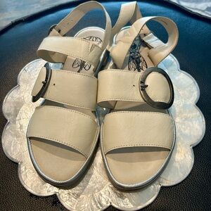 Fly London Cream Leather Open-Toe Sandals with Metal Buckles